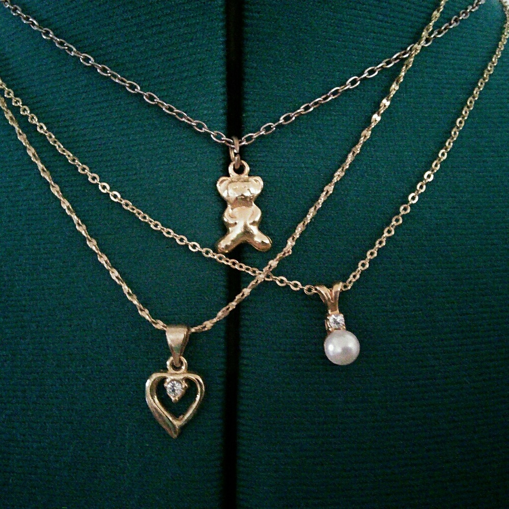 Spring Sale 🌸Necklace bundle! - Picture 2 of 2